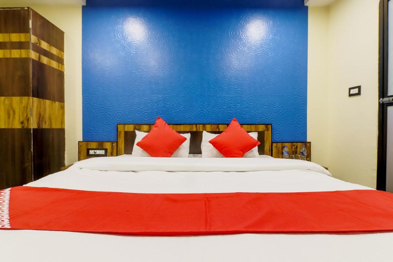 โอโย 36201 สังคม แกรนด์ Hotel กูวาฮาติ ภายนอก รูปภาพ